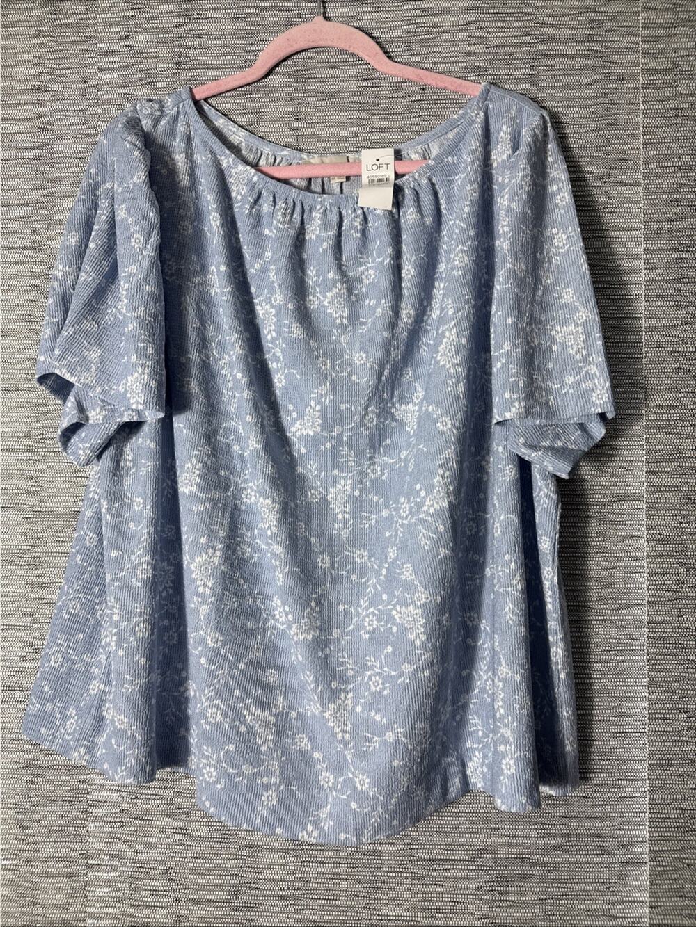 Loft Bouquet Flutter Sleeve Boatneck Top, XXL 2XL - Picture 1 of 5